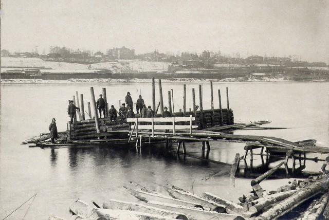 Спуск ряжа №1 в воду. Ноябрь 1934г.