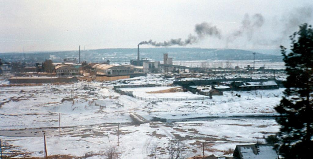 Транссибирская магистраль - 1990 год. Завод в Сибири
