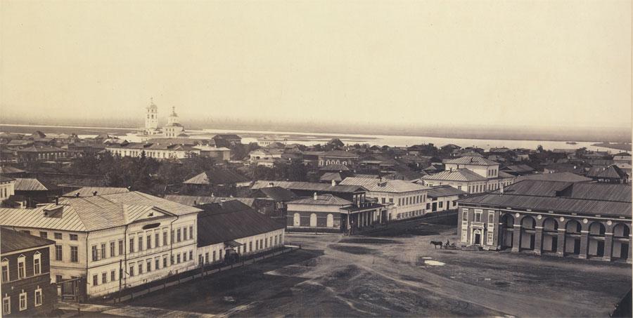 Тихвинская площадь. Вид с Тихвинской колокольни. Фото А. К. Гофмана. 1865. РГАДА