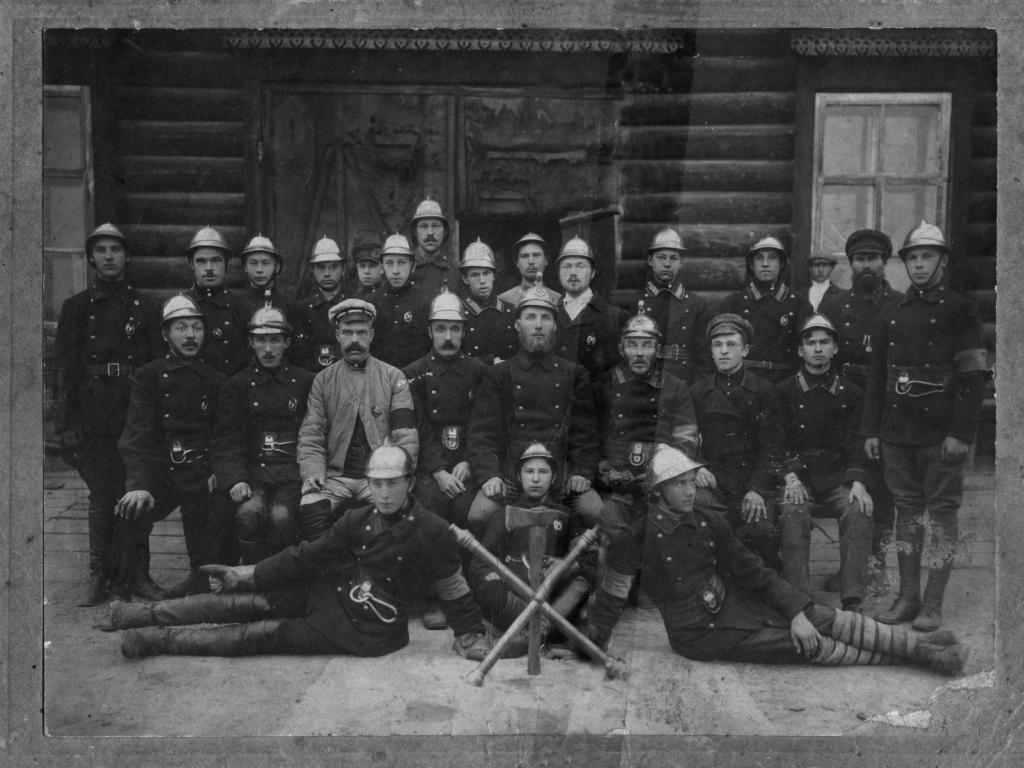 Вольная пожарная дружина с. Усолье. Начало ХХ века.