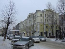 Дом на углу ул. Карла Маркса и Богдана Хмельницкого 