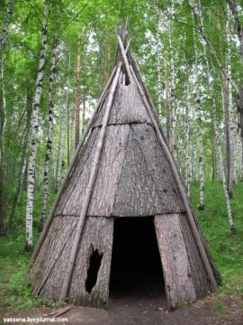 Тофаларский чум.