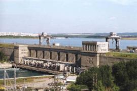 Вид на Иркутскую ГЭС