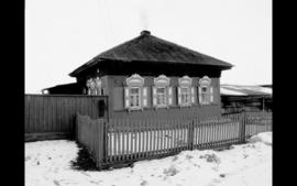 Дому, в котором жил сын основателя села Лохово, уже 100 лет