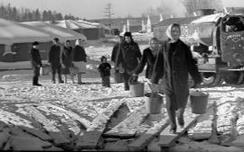 Первые палатки в с. Новом на Усть-Илимской ГЭС