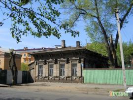 Дом представляет собой пример сочетания двух видов декора: классического и восточного