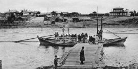 Нижнеудинск. Река Уда, за рекой (на фото в верхнем правом углу) - дом городского главы. Дореволюционное фото