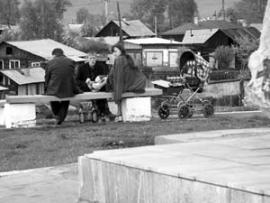Популярное место в Нижнеудинске. Здесь встречаются влюбленные, прогуливаются молодожены и отдыхают пенсионеры.