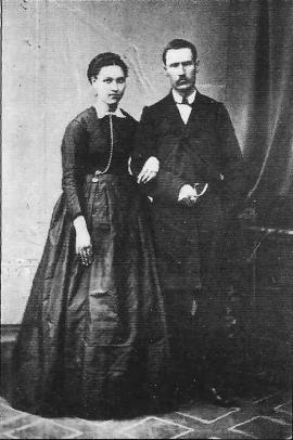 П.А. Пономарев с женой М.И. Пономареврй (Лептюжниковой). Фото 1877 г.