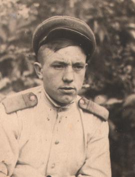 В. Е. Ткач. Военные годы