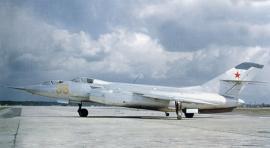 Як-28 - советский многоцелевой реактивный военный самолёт.